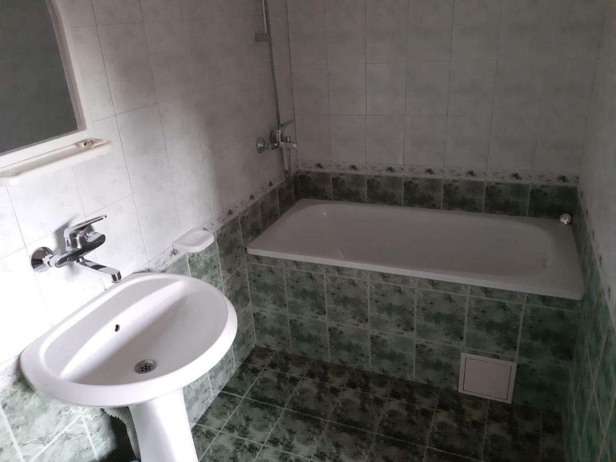 Къща Поколения Triawna Zewnętrze zdjęcie